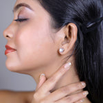 Load image into Gallery viewer, Round Solitaire Pendant Set