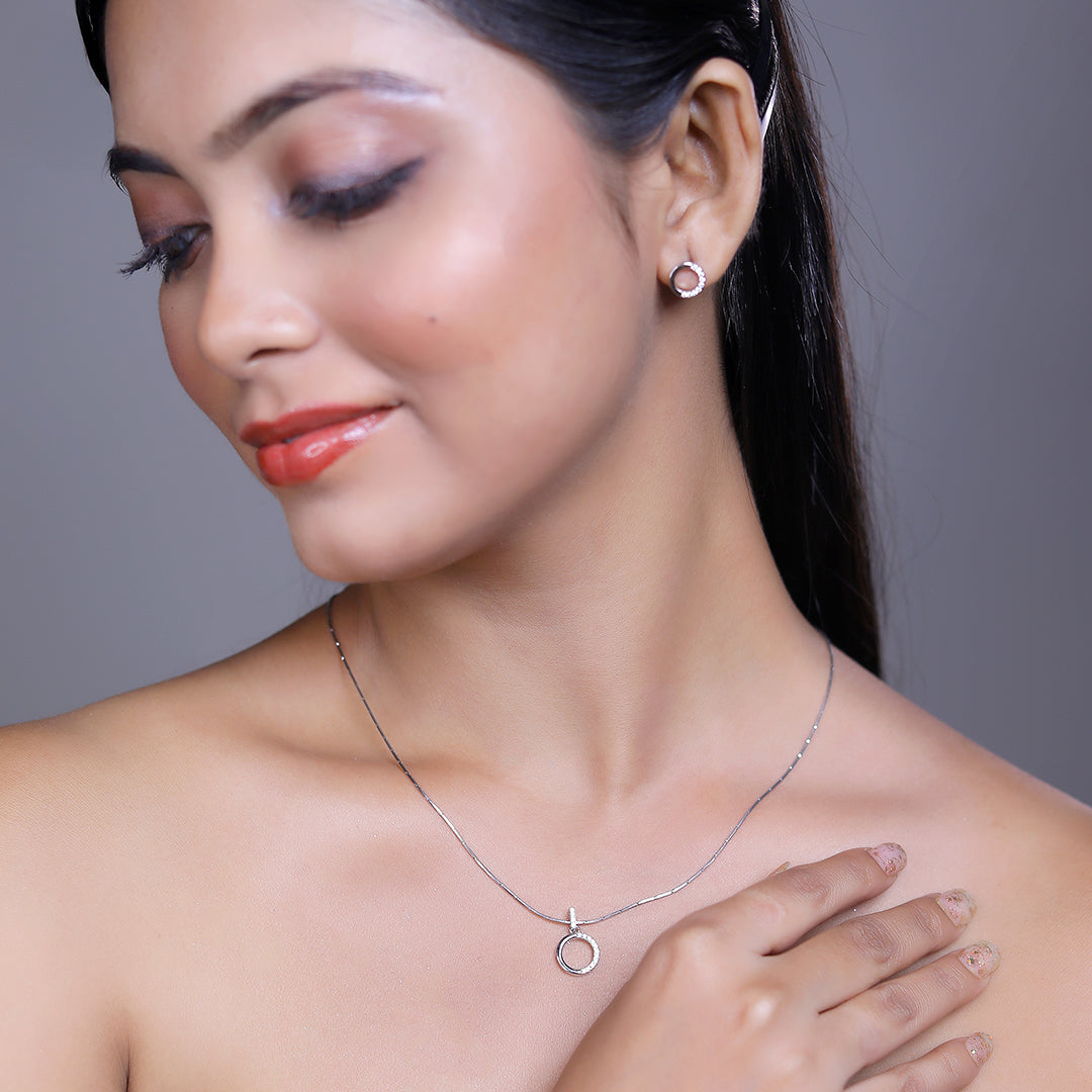 Circle of Elegance Pendent Set