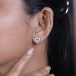 Load image into Gallery viewer, Queen of Hearts Pendent Set
