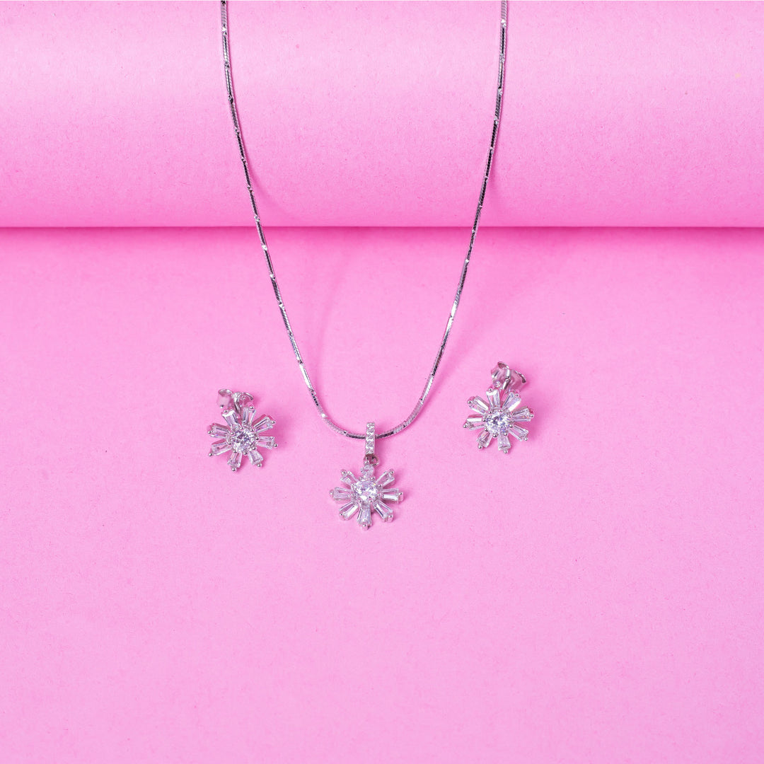 Radiant Starburst Pendent Set
