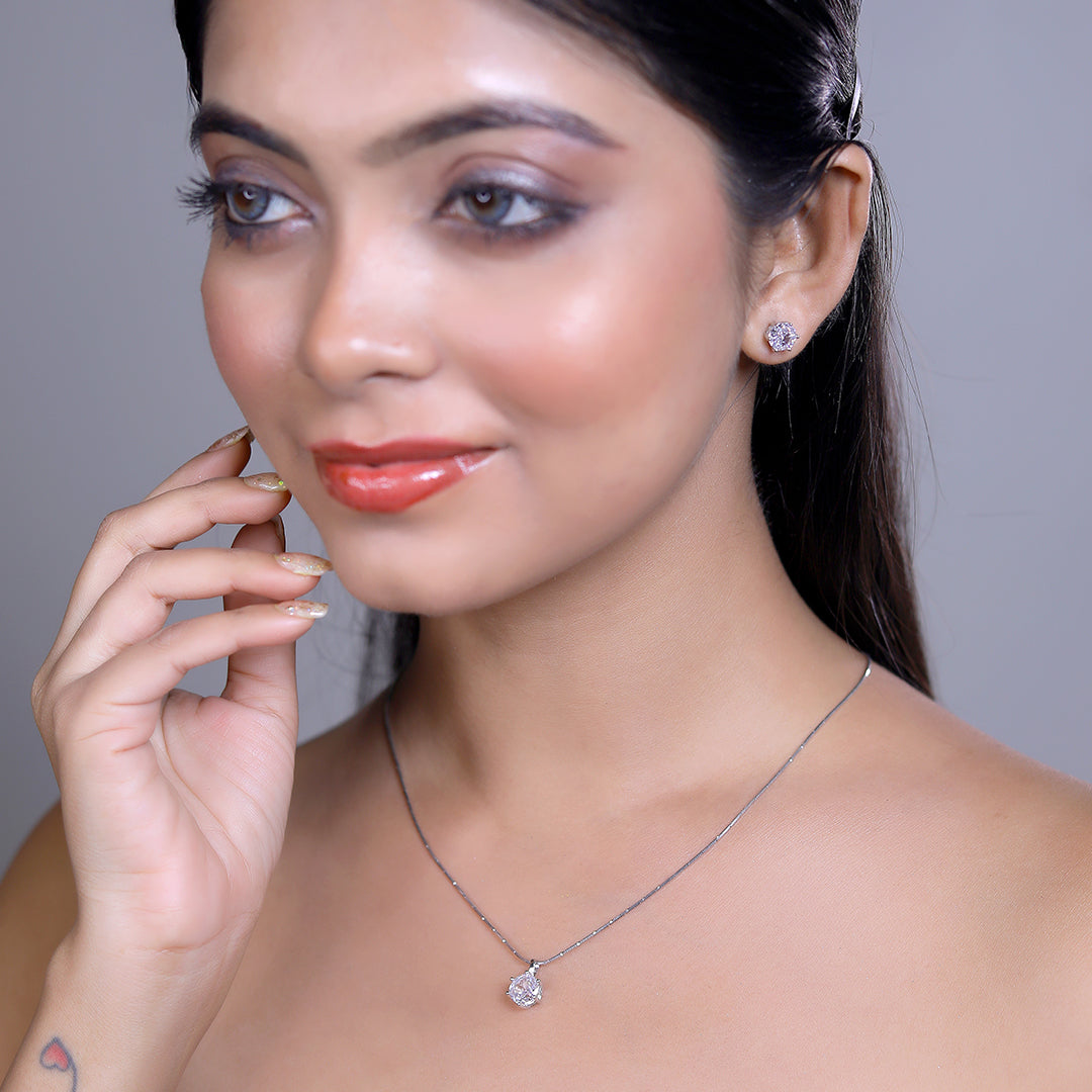 Round Solitaire Pendant Set