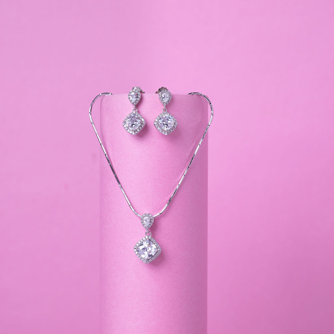 Royal Sparkle Pendant Set